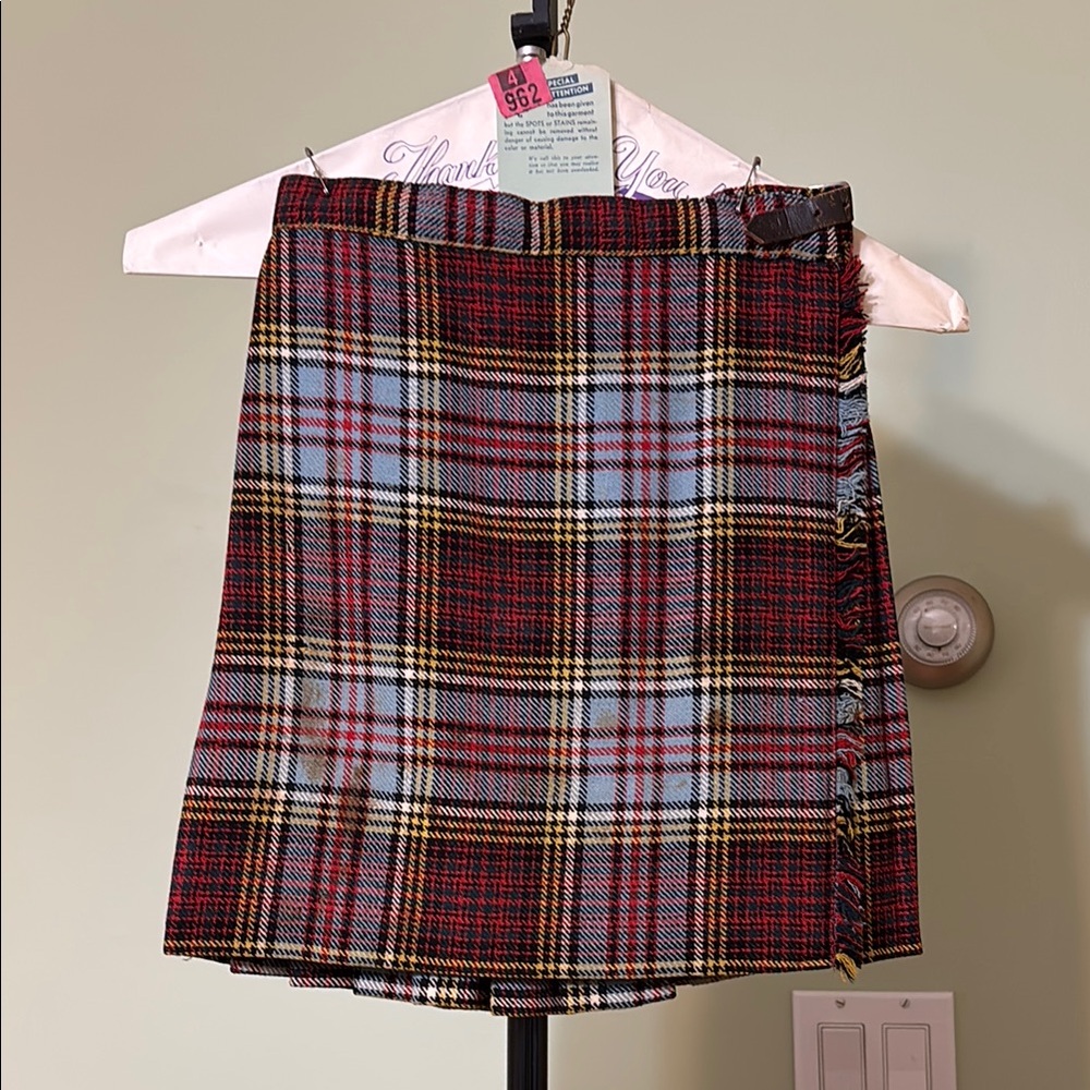 Lord & Taylor Red Blue Pleated Mini Skirt